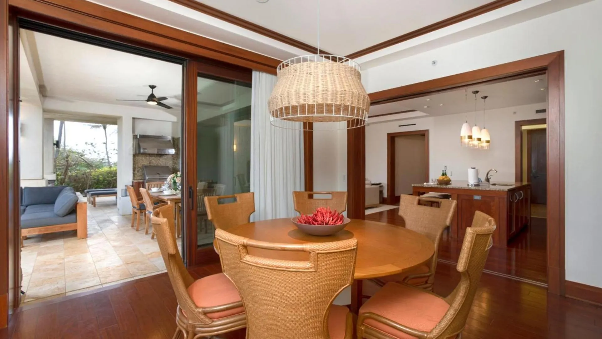 Kbm Resorts Free Car Hale Mala At Montage Kapalua Bay Includes Daily Housekeeping Spa Kahana Apartment