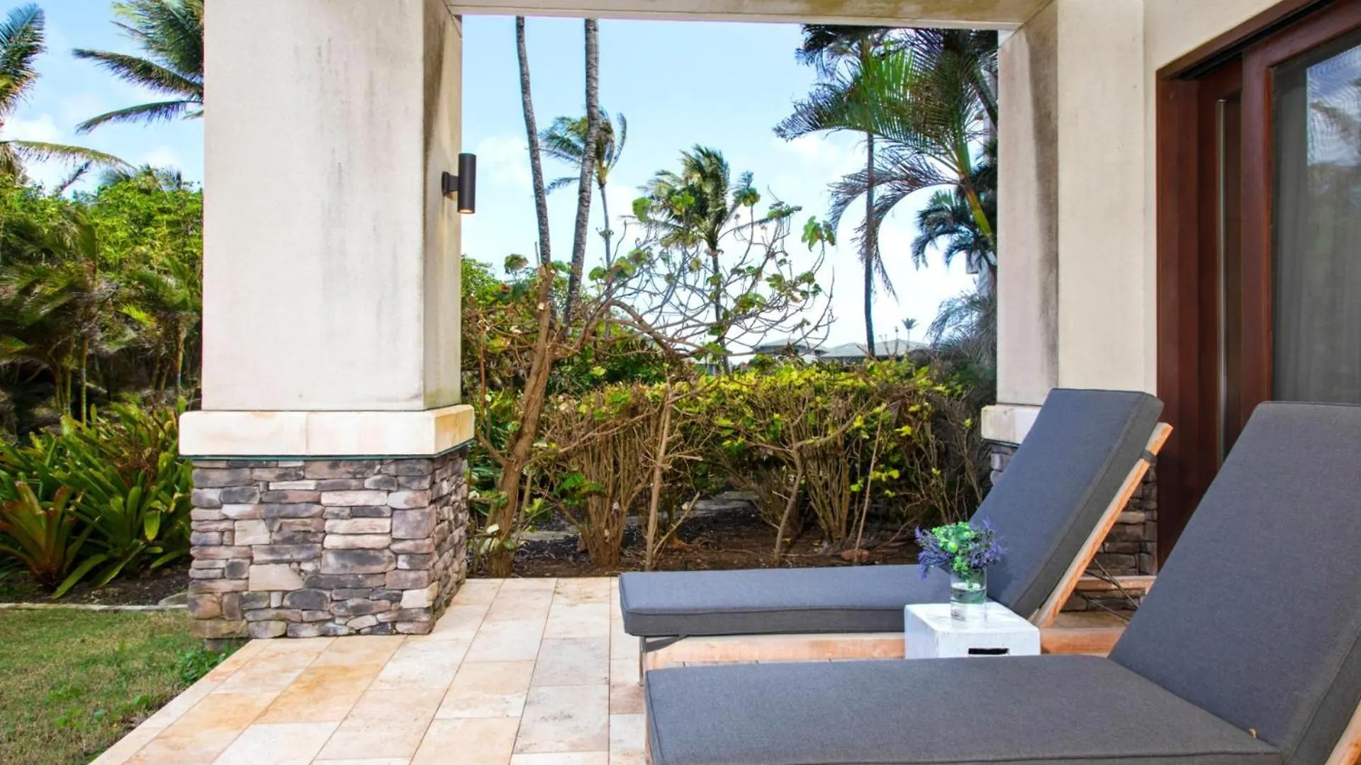 Kbm Resorts Free Car Hale Mala At Montage Kapalua Bay Includes Daily Housekeeping Spa Kahana 0*,  United States